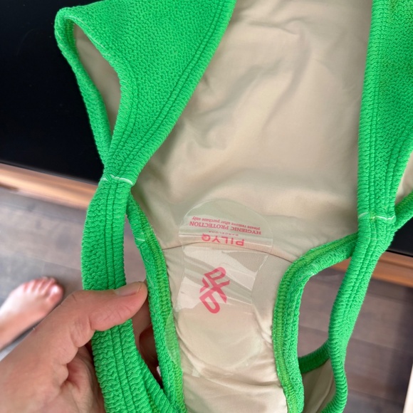 PQ swim bikini set Large NEW with tags 39$ - Picture 5 of 8